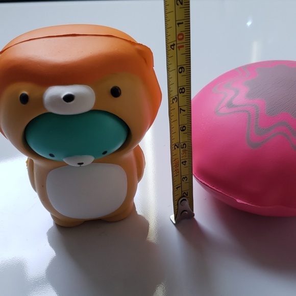 Like new! Squishy Teddy & whoopie cushion set - Picture 3 of 3